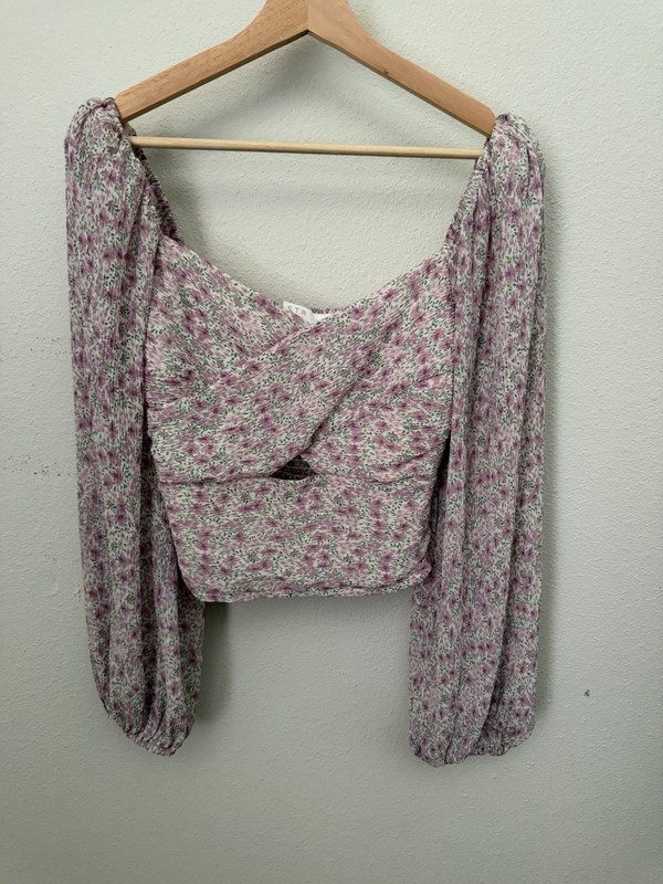 ASTR the Label Floral Smocked  Long Sleeve Cropped Blouse S