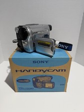 Sony CCD-TRV138 HI8 8mm Video8 camera TESTED Near Mint condition