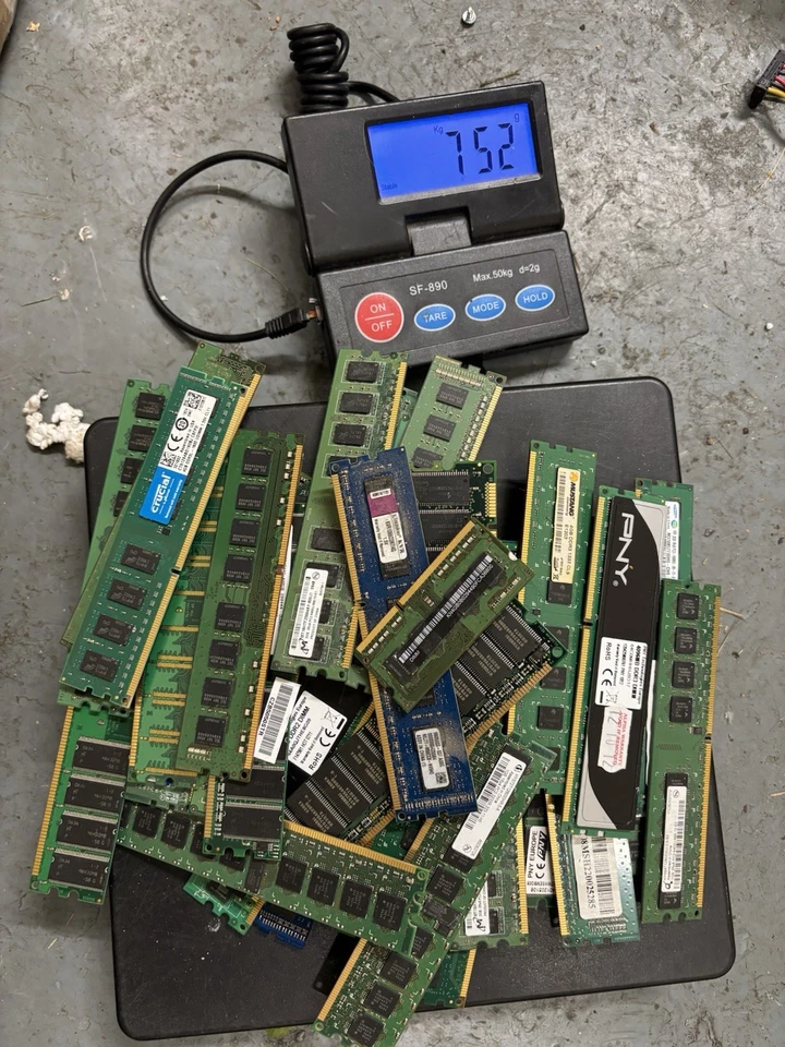 Computer Ram Restposten Schrott Goldgewinnung