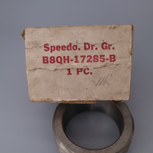 Ford 1958 - 1960 Big Truck Speedometer Drive Gear 5 Speed B8QH-17285-B NOS OEM - Picture 4 of 4