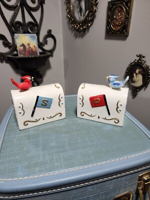 Enesco US Mail Box Salt & Pepper Shakers HUGE VTG Blue Jay Cardinal Bird 
