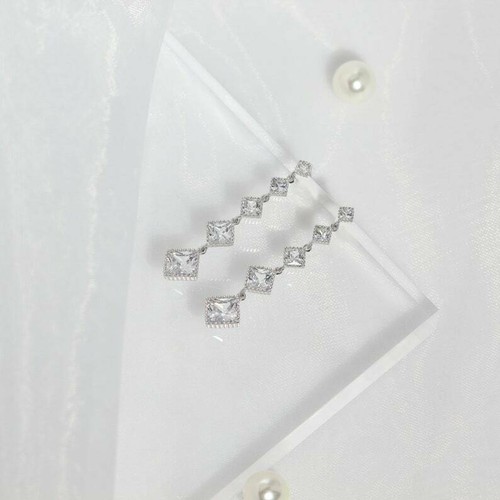 2.50Ct Princess Cut Lab Created Diamond Dangle Earrings 14K White Gold Plated - Picture 4 of 5