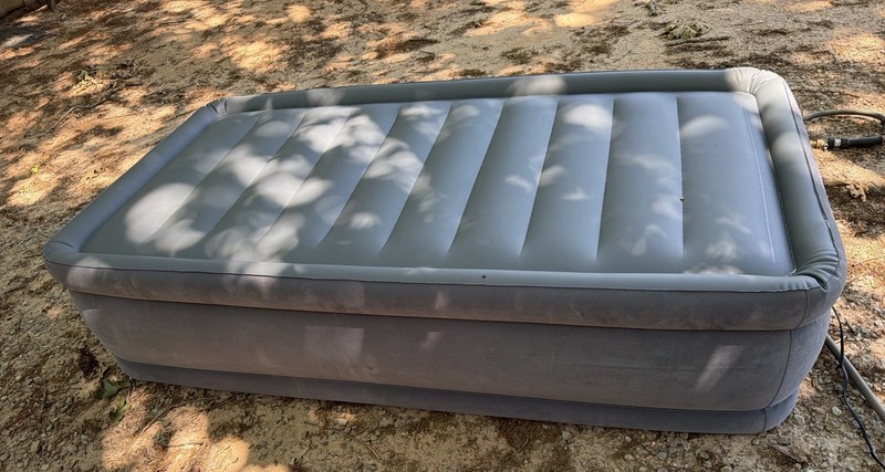 Twin Gray Raised Inflatable Air Bed Mattress w/ Built-in Pump, Firm PVC/Vinyl
