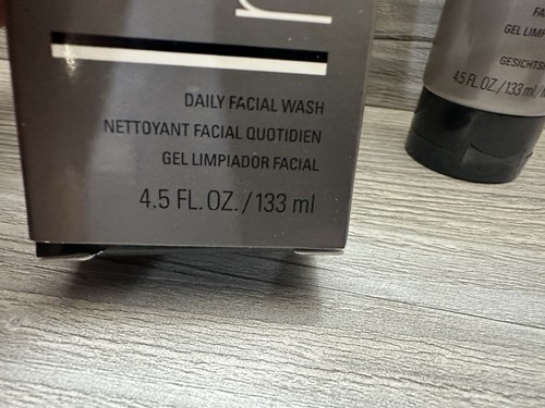 New Mary Kay MK MEN Daily Facial Wash Full Size 4.5 fl oz ~ ๐ฅ - Picture 7 of 8