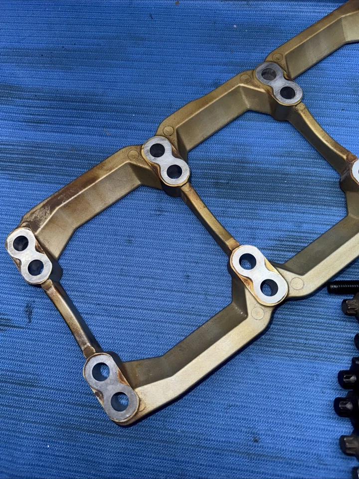 03-06 Nissan 350Z Infiniti G35 VQ35DE bloque motor cigüeñal principal faja Foto 2 de 4