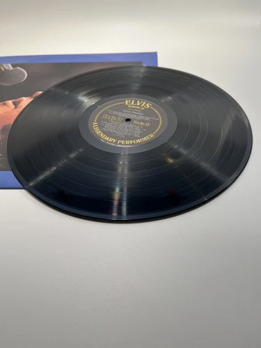 ELVIS PRESLEY LP A legendary performer vol.2 1976 Rca vinyl Record Booklet Two