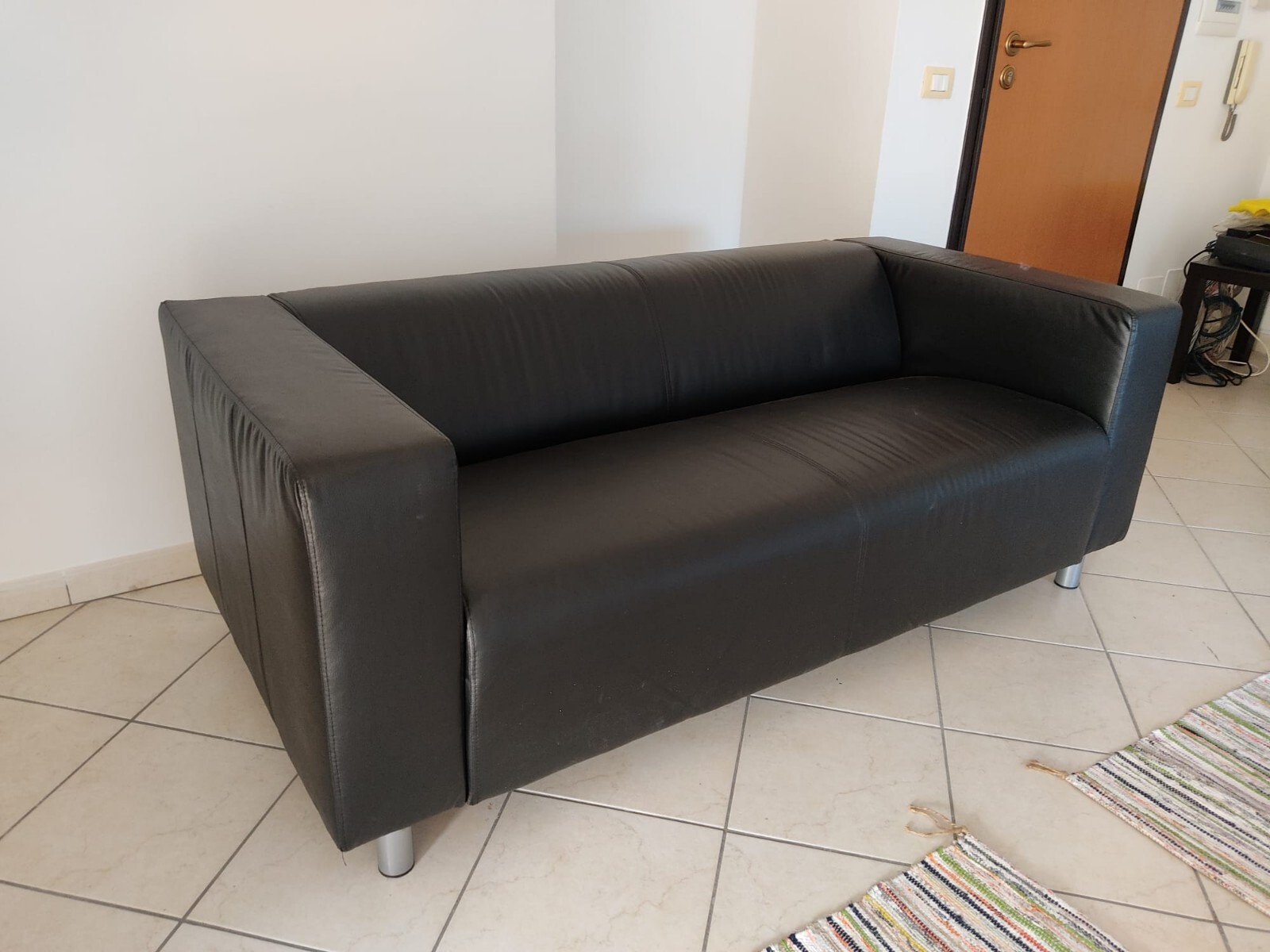 Foto 1 di 2