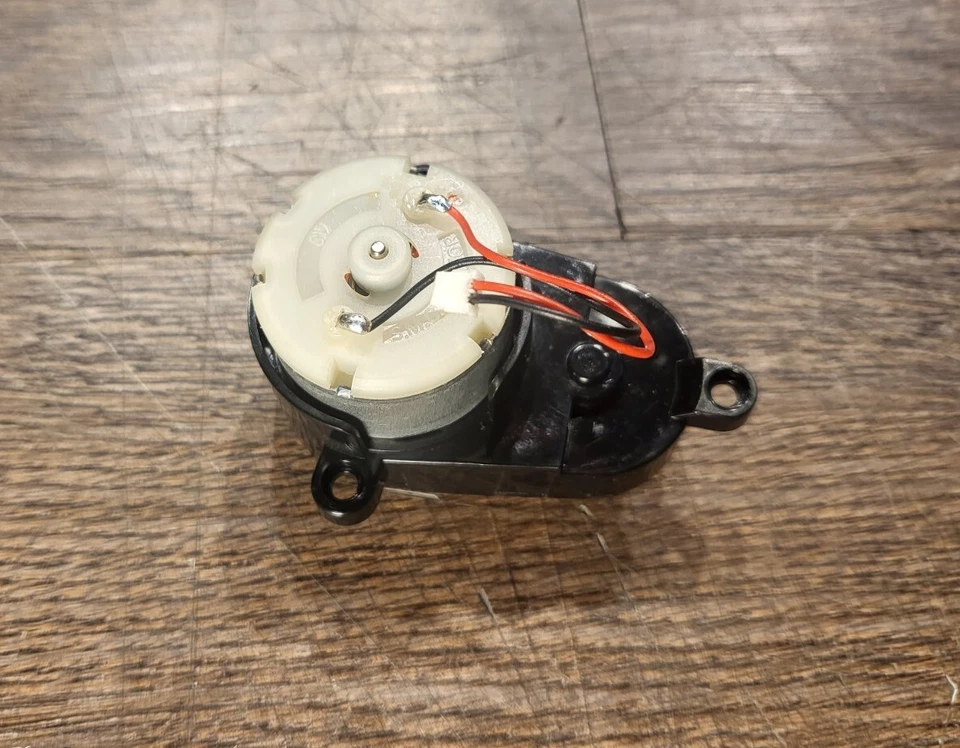 Ziglint D5 Robot Vacuum - Edge Brush Sweeper Motor - Image 2 of 2