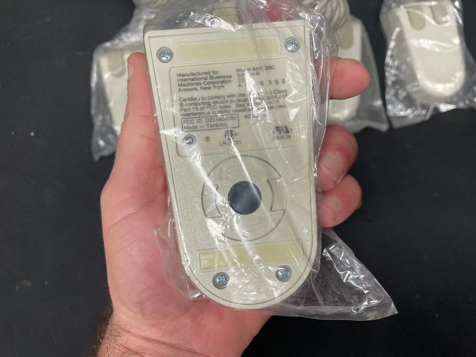 nuevo stock antiguo NOS de colección IBM ratón ordenador ratón ratón modelo 6450350 2 botones ps/2 Foto 2 de 4