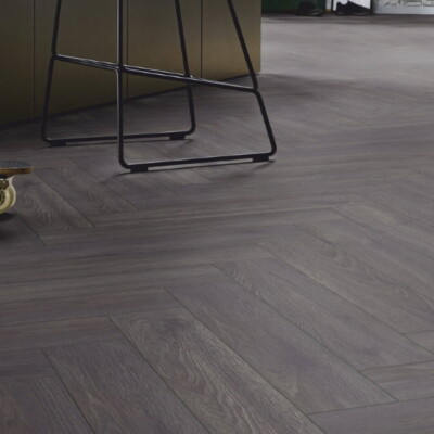 Krono Laminat Holz Schwarz Eiche Fischgrät Parkett Wasserabweisend Klickboden