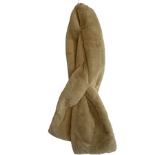 Time and Tru Women’s Faux Fur Winter Scarf Pull-Through Neutral Luxury Look Boho