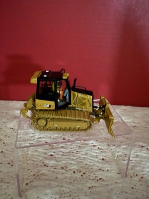 Diecast Masters 1/50 - Bulldozer Caterpillar D3 - Jaune - DCM85673