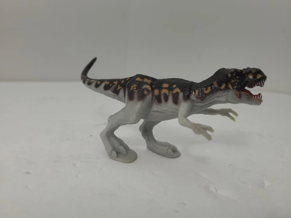 Jurassic Park 3" Tall Tyrannosaurus Rex Figure by Hasbro 2000 - Image 3 of 4