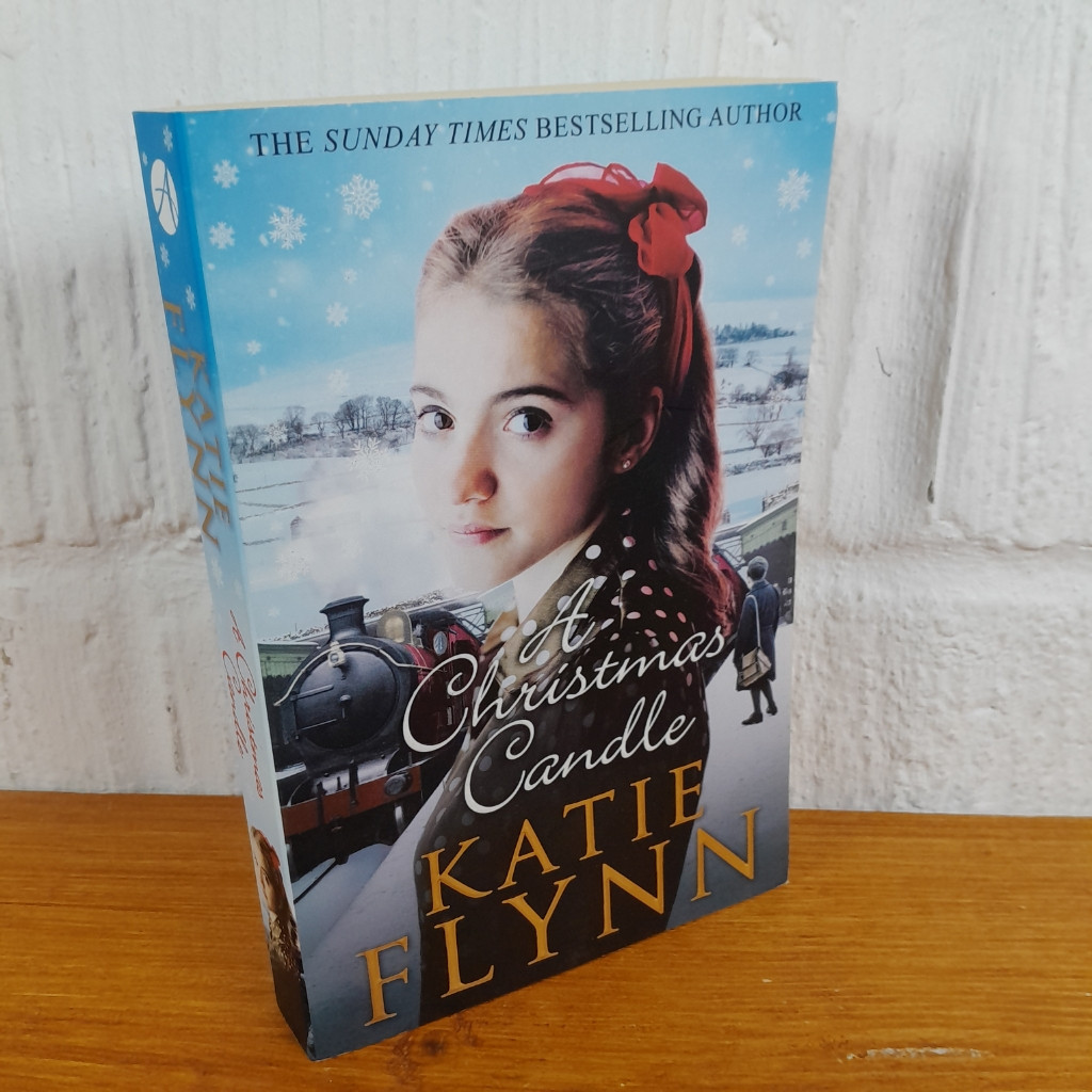 A Christmas Candle — Katie Flynn