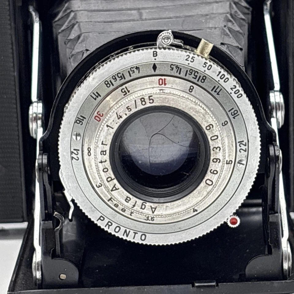 Cámara fotográfica Agfa Isolette III 120 telémetro Apotar 85 mm F4,5 leer Foto 2 de 4