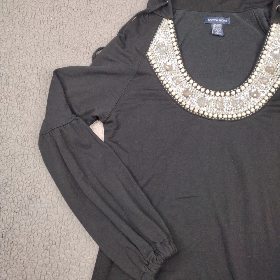 Sudadera con capucha Boston Proper para mujer mediana negra con cuentas estrás lentejuelas tachonadas Foto 4 de 4