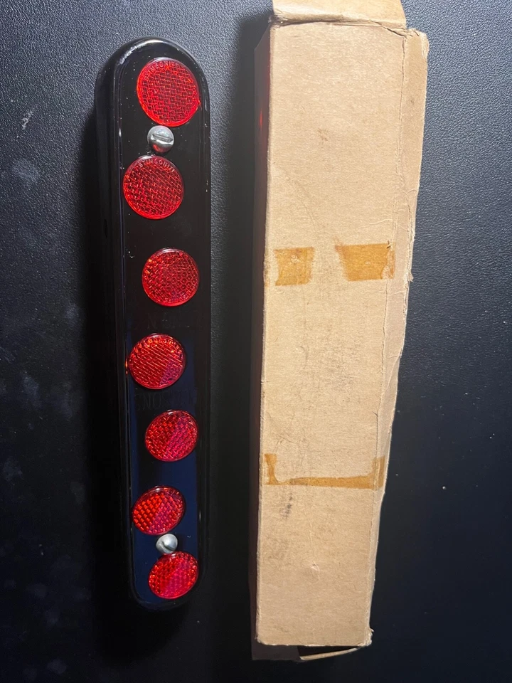 Antique Automobile Vintage Original nos Signal Mounting Auto Part - Image 2 of 3