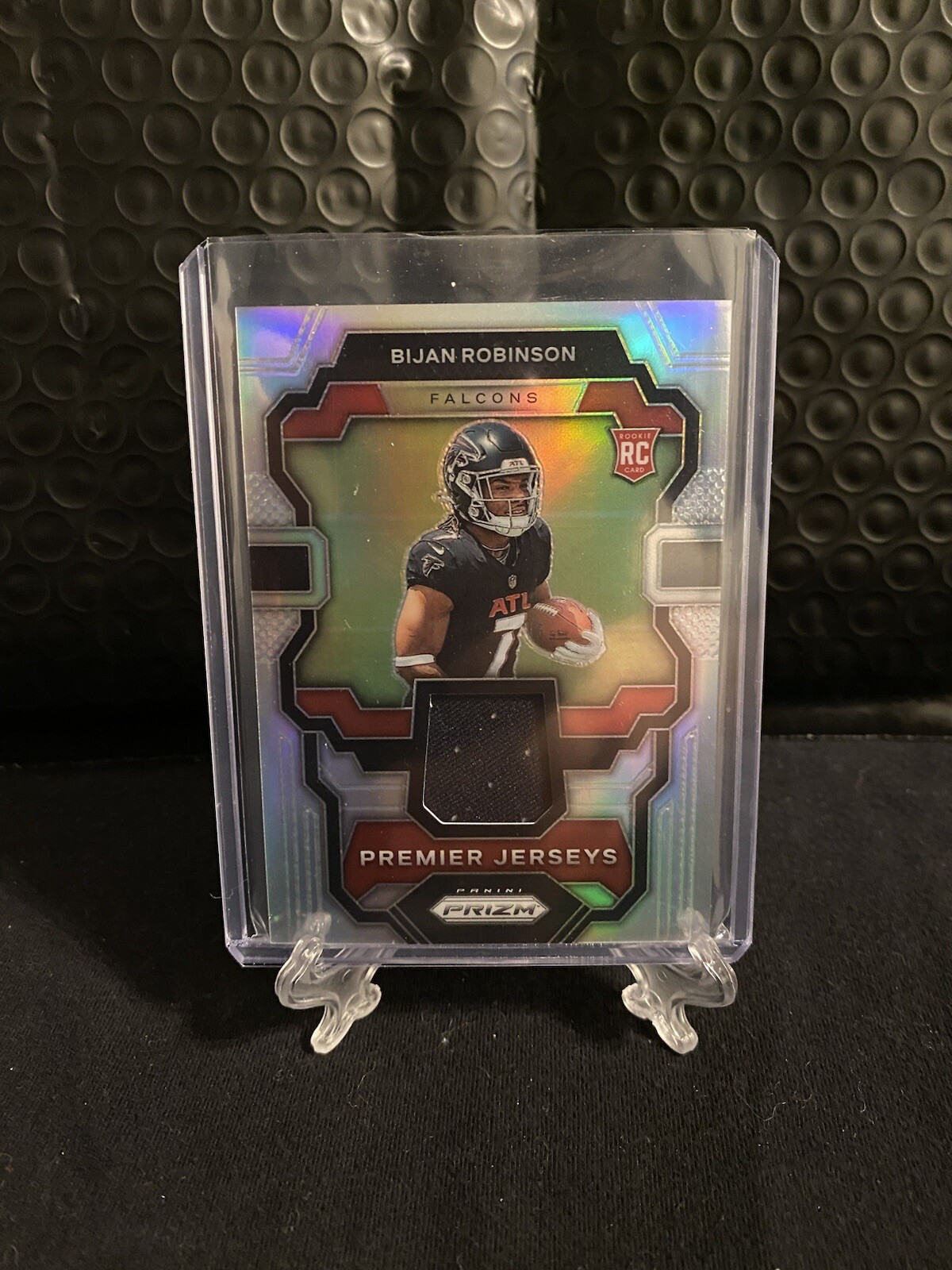2023 Panini Prizm - Rookie Gear Pink Prizm #RG-BR Bijan Robinson (MEM, RC)