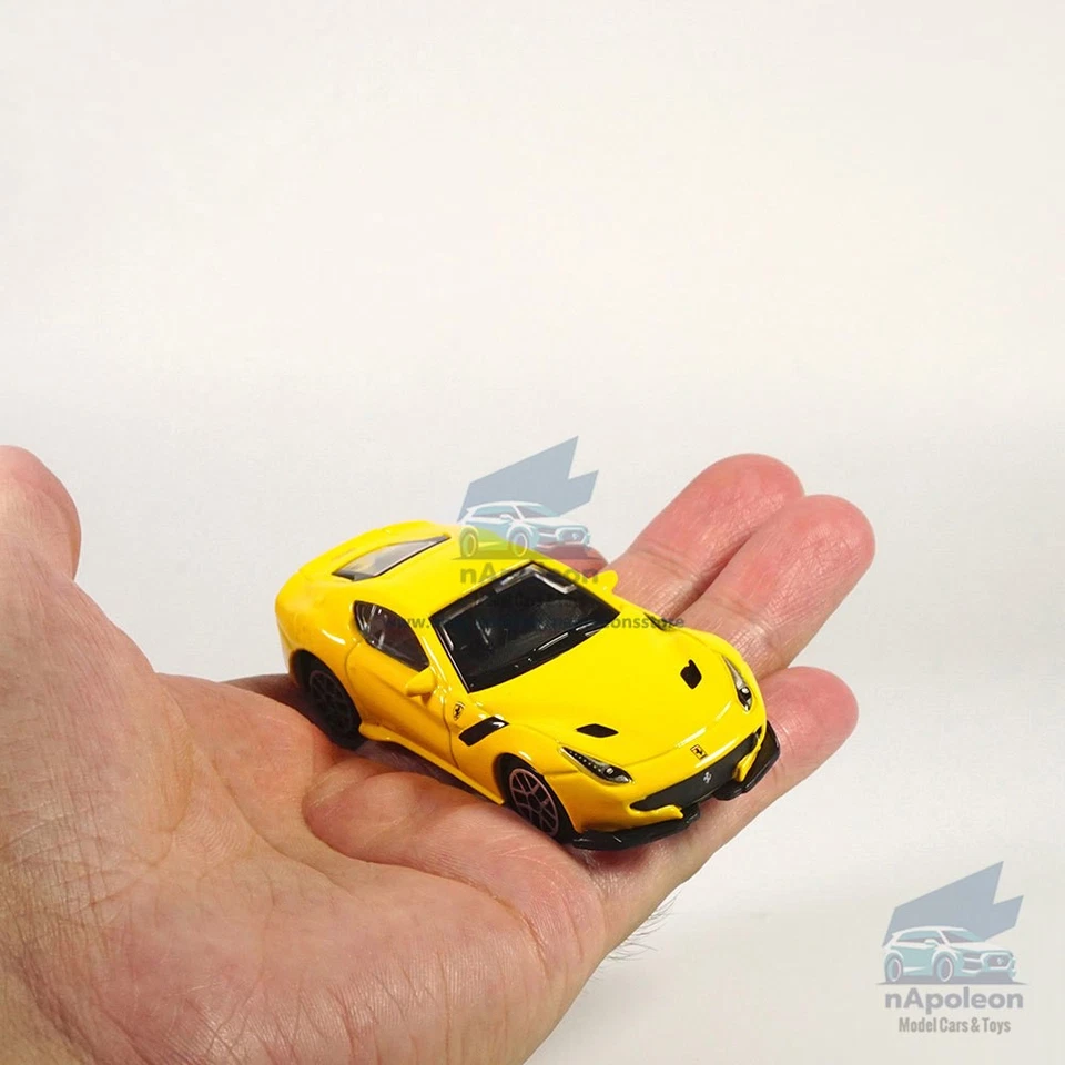 Bburago 1:58 Ferrari F12 tdf модель автомобиля литой автомобиль коллекции подарок желтый - Изображение 3 из 4