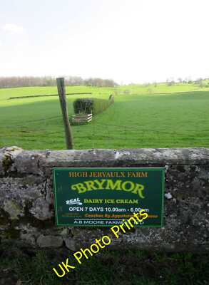 Photo 6x4 The  Six  Dales  Trail  and  our  afternoon  tea  break Ellings c2015