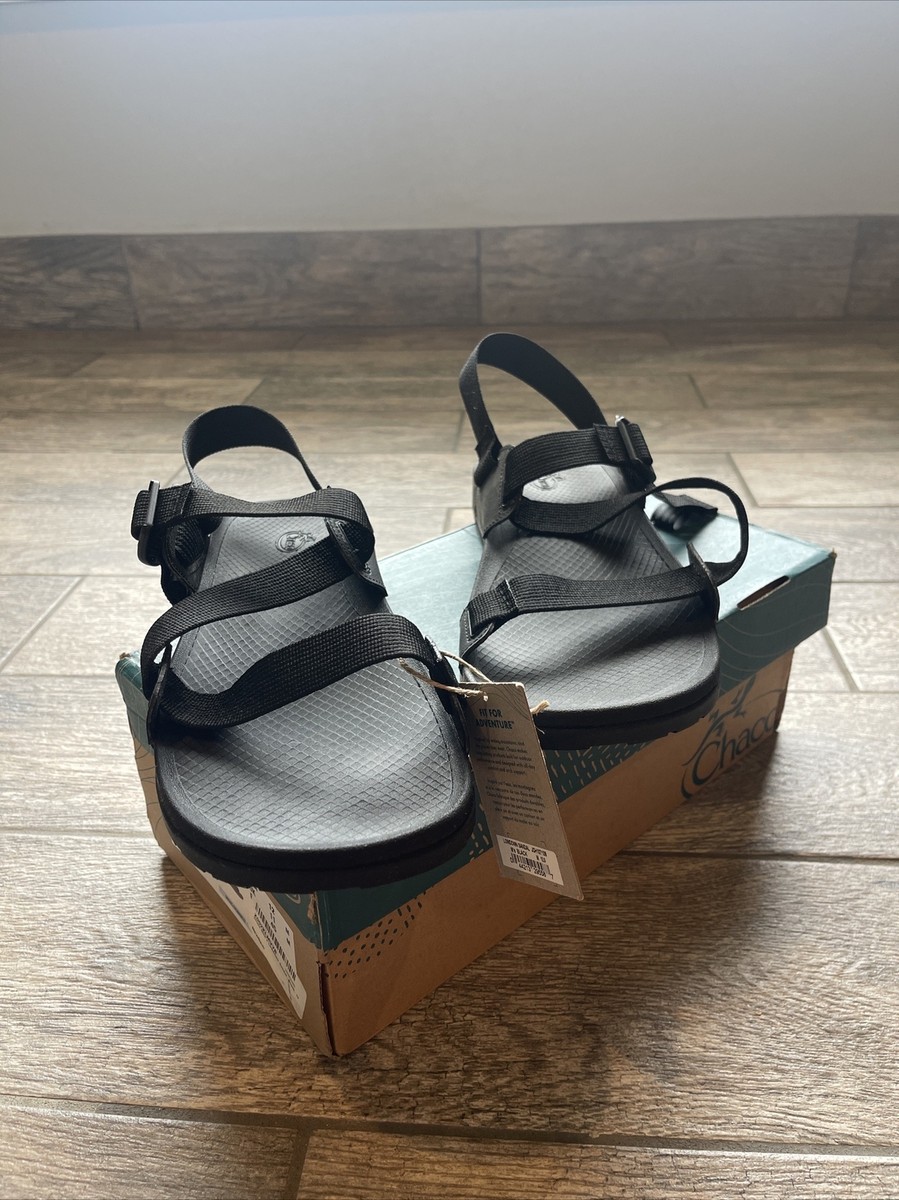 Chaco Lowdown 2 Black Strappy Trail Hiking Toe Loop Sandals Mens
