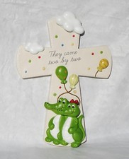 NIB BABY'S ROOM 9" HIGH ALLIGATORS  BALLOONS WALL CROSS "THEY CAME TWO BY TWO"