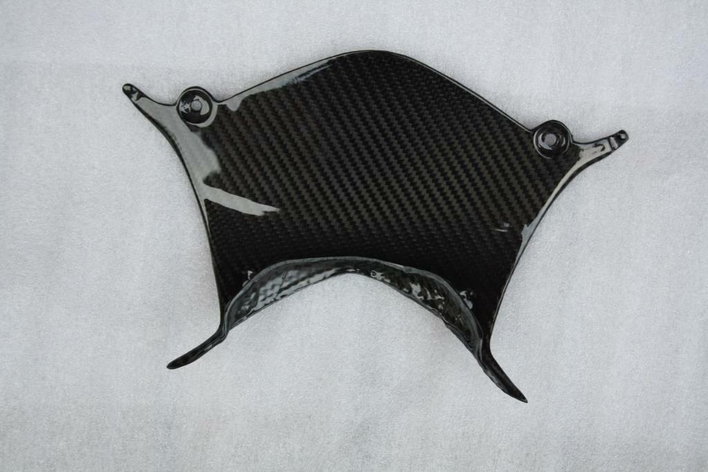 Cache sous selle arrière Yamaha R1 en carbone pour briller lors des rassemblements motards