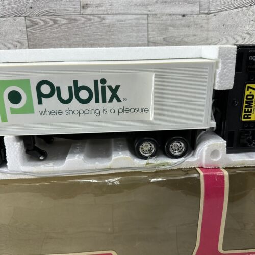 EZTEC Remote Control Semi Truck Publix 18-Wheel Hauler 18” Long Open Box Works - Picture 4 of 23