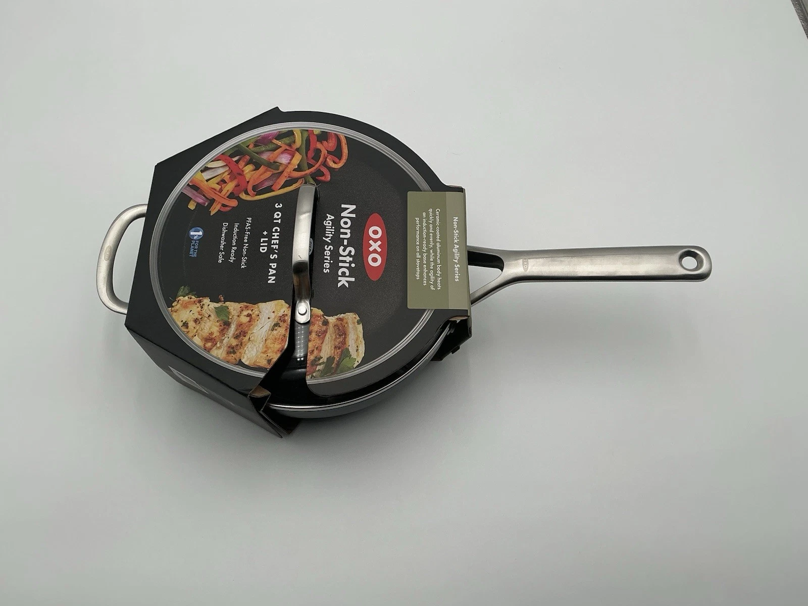 OXO 3 QT Chefs Pan + Lid Non-Stick