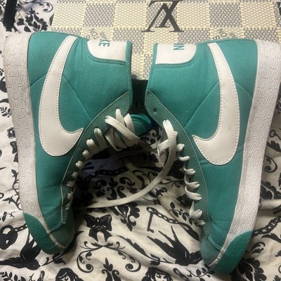 Nike Mens Blazer High SP Green Varsity Purple 2010 Size 9 RARE GREAT COLOR