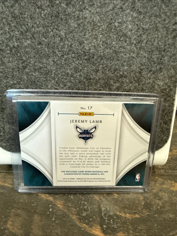 2015-16 Panini Immaculate Dual Memorabilia Prime/25 Jeremy Lamb #17 Foto 2 de 2