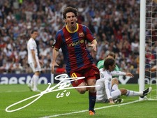 A3 A4 Framed Photo Signed Lionel Messi Barcelona Legend (1)
