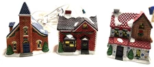 Holiday Village- TRIM A HOME- 3 lighted Buildings