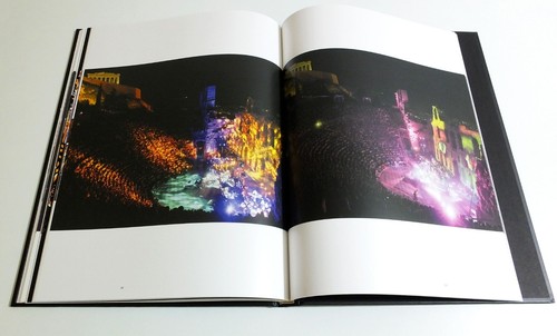 JEAN MICHEL JARRE RARO ACRÓPOLIS 2001 CONCIERTOS TAPA DURA ÁLBUM DE FOTOS LIMITADO - Imagen 10 de 12