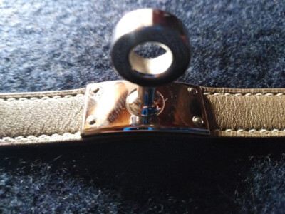 Bracelet Hermès Kelly Double Tour En Cuir étoupe (gris) - Occasion, Pièce Iconique