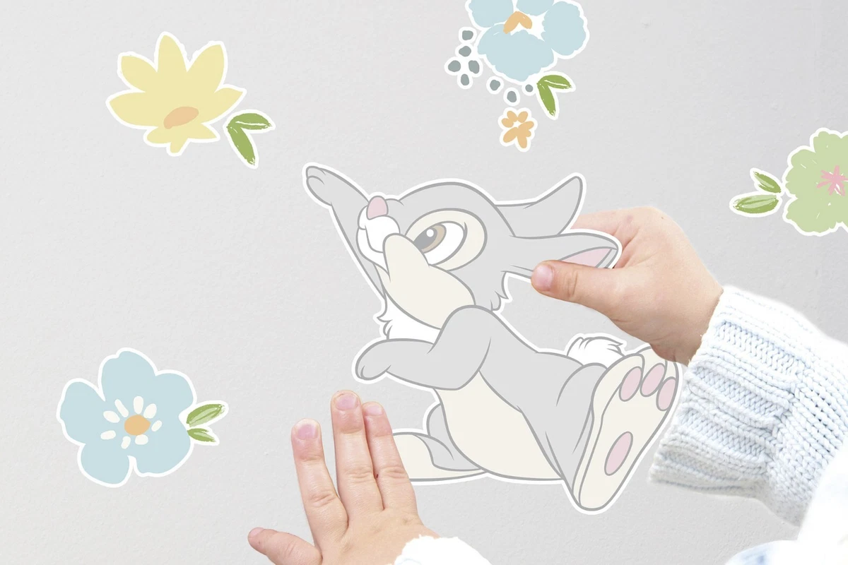 Disney Adhesivos de Pared Juego 50x70cm Muebles Caracteres Tumper 13 Piezas