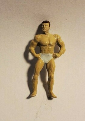 Arttista #1295 - Muscle Guy / Shirtless - O Scale Figure - Model Trains - NEW