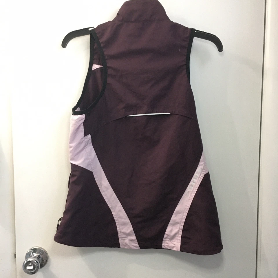 Brooks Running Vest Medium Purple Vented Shelter Technology Reflective Zip - Image 4 of 4