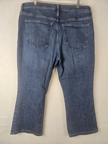 Madewell Mid Rise Kick Out Jeans Size 32 Blue Cotton Blend Womens Cropped Flare - Picture 9 of 10