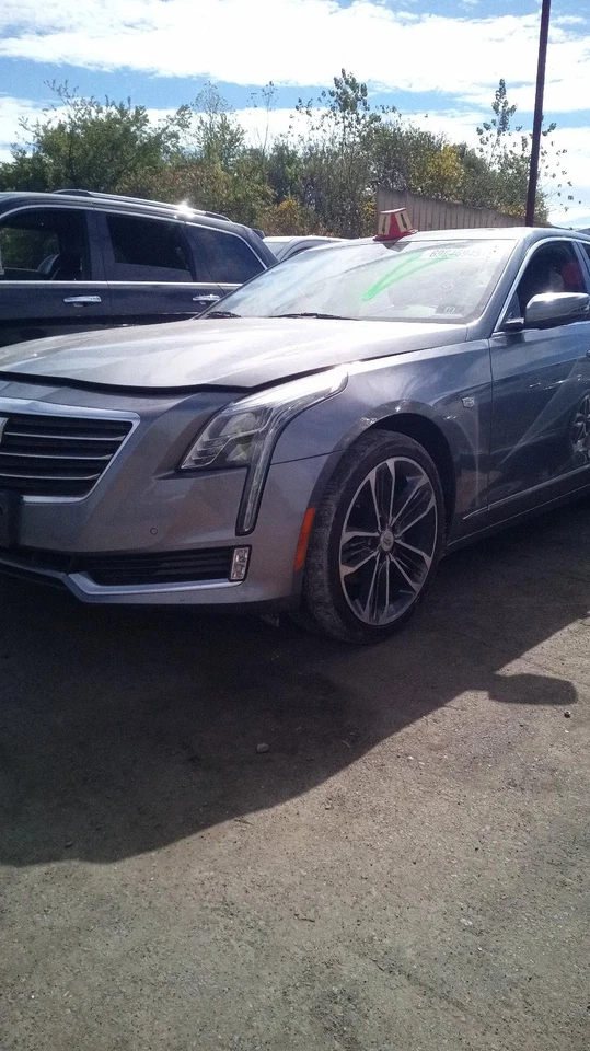 2018 Cadillac CT6 Black Center Console OEM Used 57K Miles NJ25-21770-543070 - Image 2 of 4