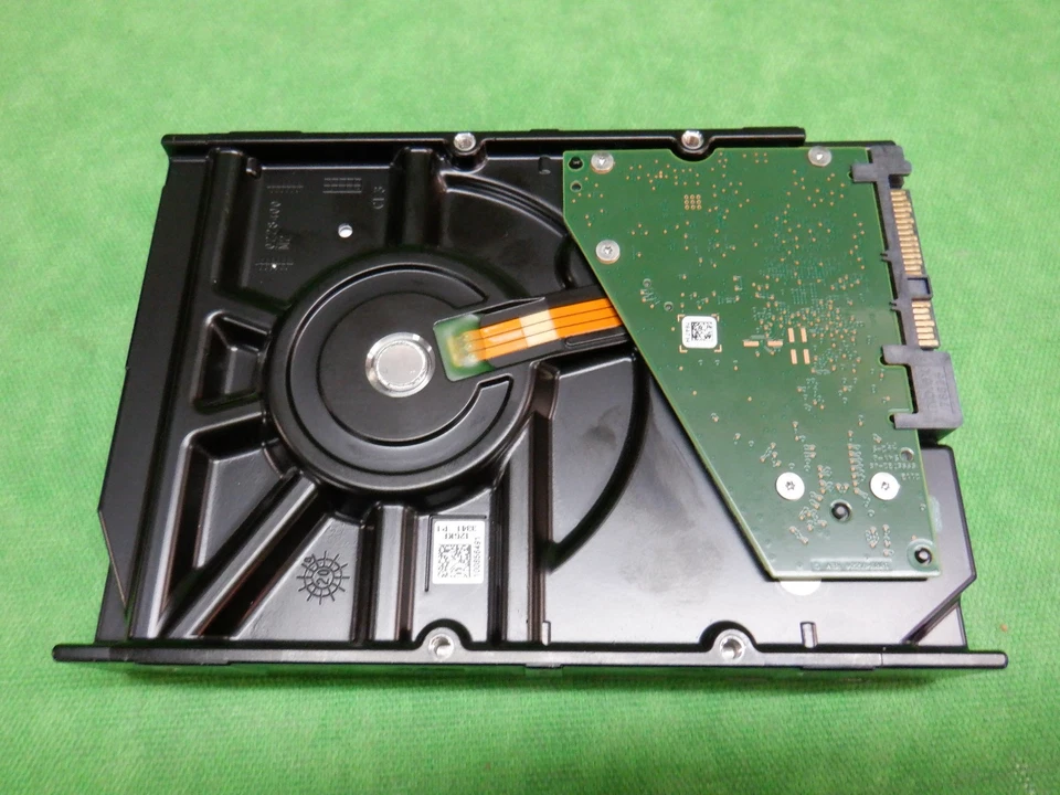 Seagate Exos 2TB 7E8 SAS Server 3.5" Hard Drive ST2000NM003A - Image 3 of 3