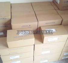 1PCS NEW YASKAWA SERVO MOTOR SGMGV-13A3A61 SGMGV13A3A61