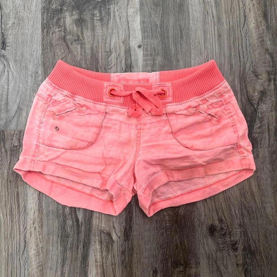 Y2K Pink Linen Mini Cargo Shorts - Image 2 of 4