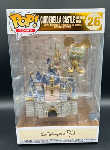 Funko Pop Town ~ Cinderella Castle & Gold Mickey Mouse #26 ~ Disney Exclusive