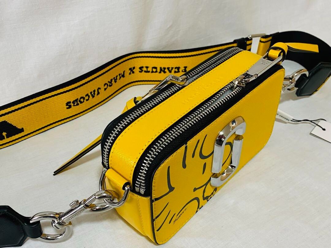 Marc Jacobs Peanuts Snoopy Collab Shoulder Crossbody Snap