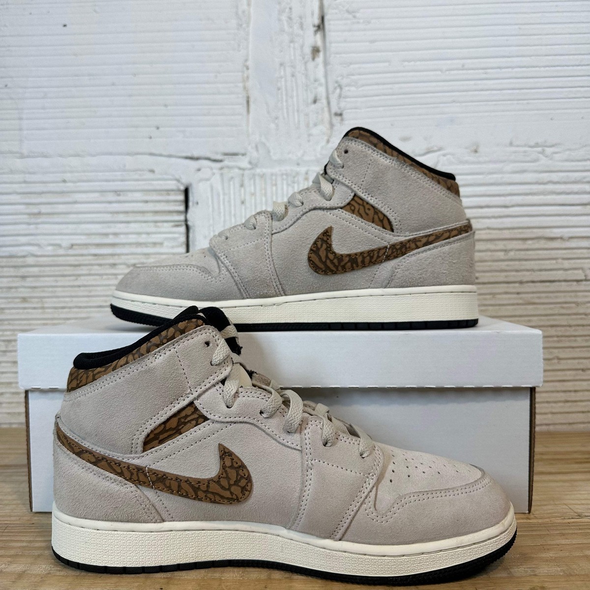 Air Jordan 1 Mid SE GS Brown Elephant Sz 7Y | eBay