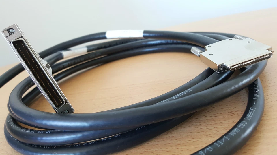 Cable 4.0m SCSI III to SCSI II Cable HD50M/HD68M AMPHENOL connectors - Image 2 of 4