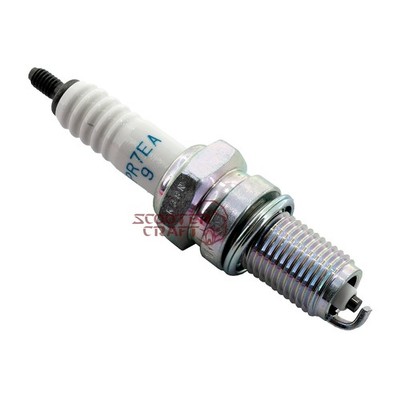 Spark plug Arctic Cat DVX 250 2X4 06-10 Utility 300 2X4 10-16 Alterra 300 17-24