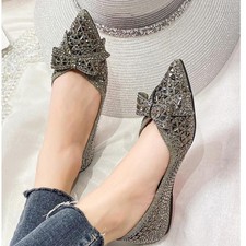 NIB Sparkly Rhinestone Bow Pointed Toe Ballet Flats Women's Size 8