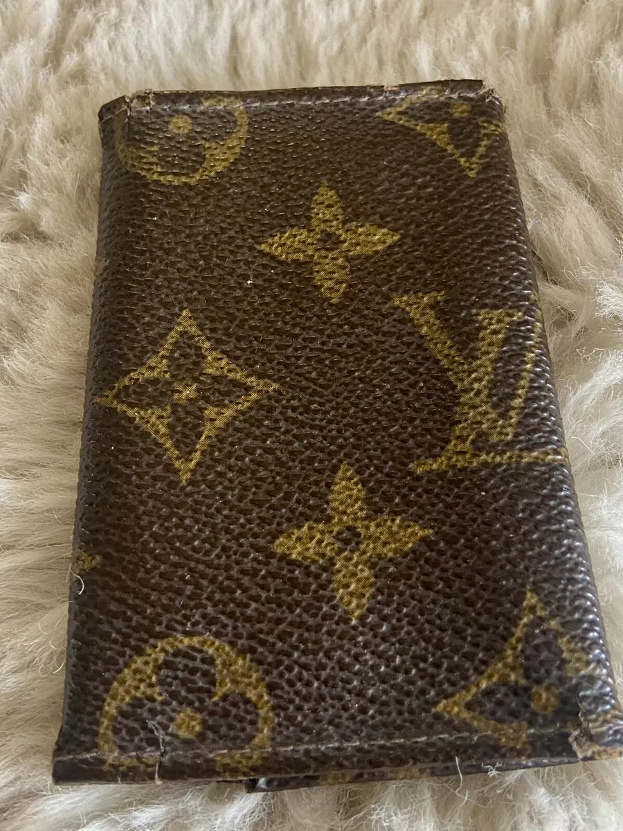 louisvuitton key holder